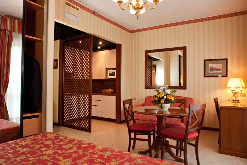Unaway Hotel & Residence Linea Uno Milano Buitenkant foto