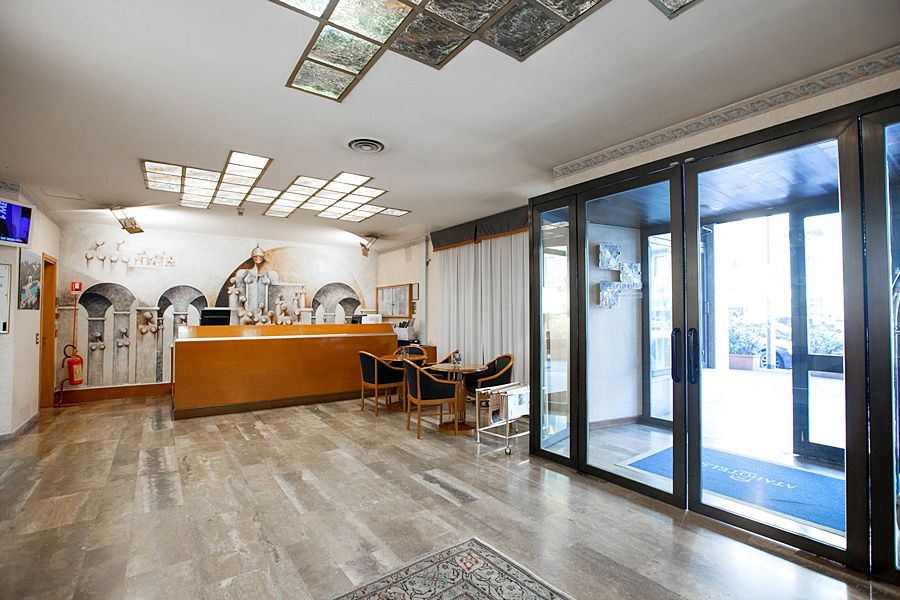 Unaway Hotel & Residence Linea Uno Milano Buitenkant foto