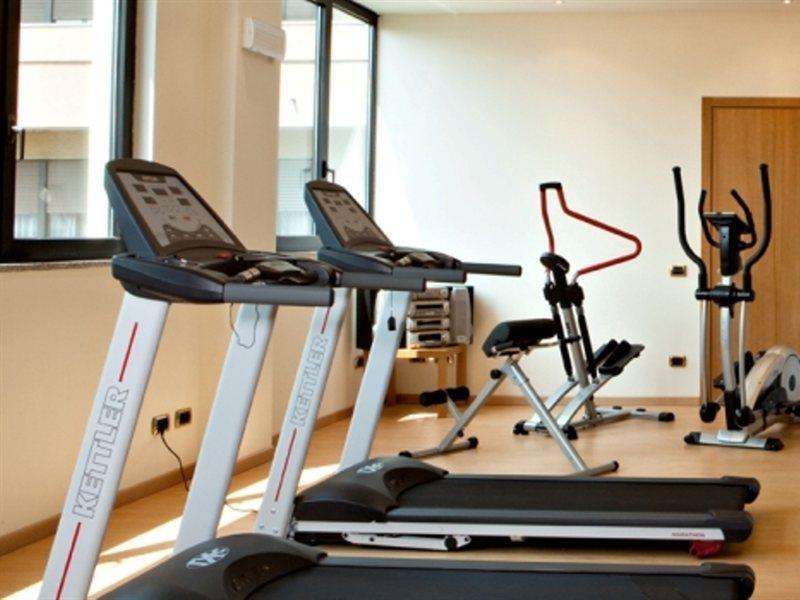Unaway Hotel & Residence Linea Uno Milano Buitenkant foto