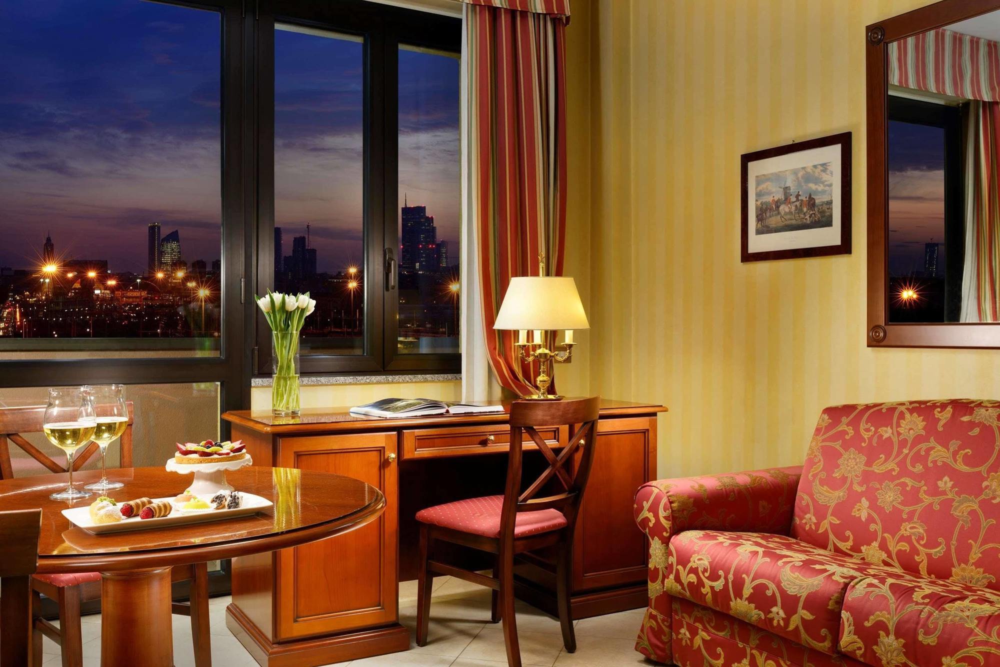 Unaway Hotel & Residence Linea Uno Milano Buitenkant foto