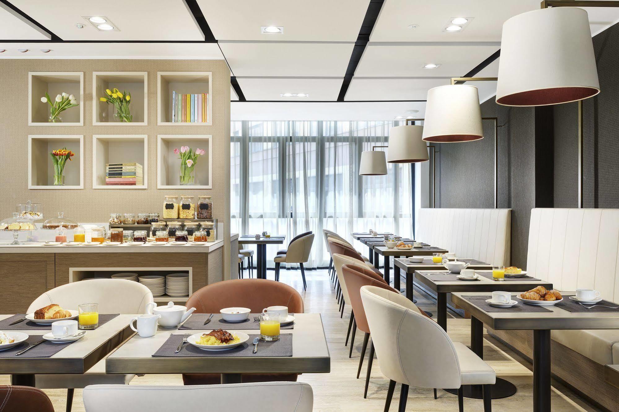 Unaway Hotel & Residence Linea Uno Milano Buitenkant foto