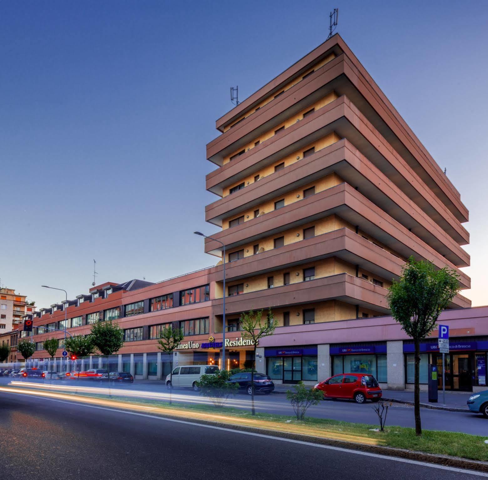 Unaway Hotel & Residence Linea Uno Milano Buitenkant foto