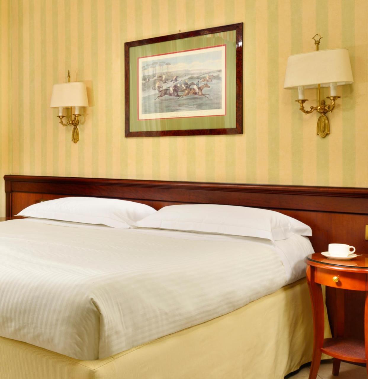 Unaway Hotel & Residence Linea Uno Milano Buitenkant foto