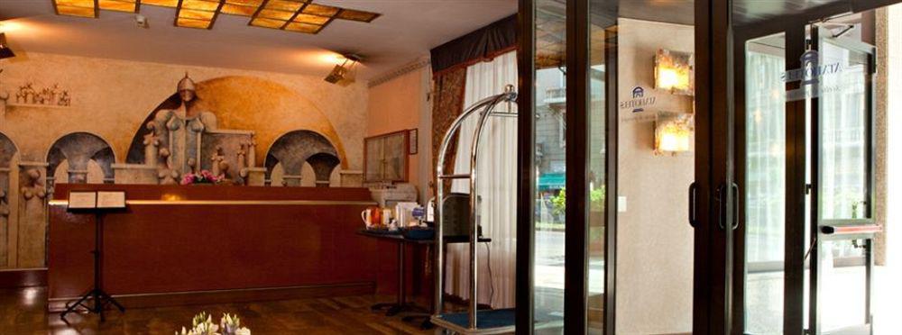 Unaway Hotel & Residence Linea Uno Milano Buitenkant foto